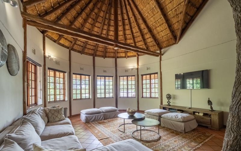 Milima-Manorhouse-Living